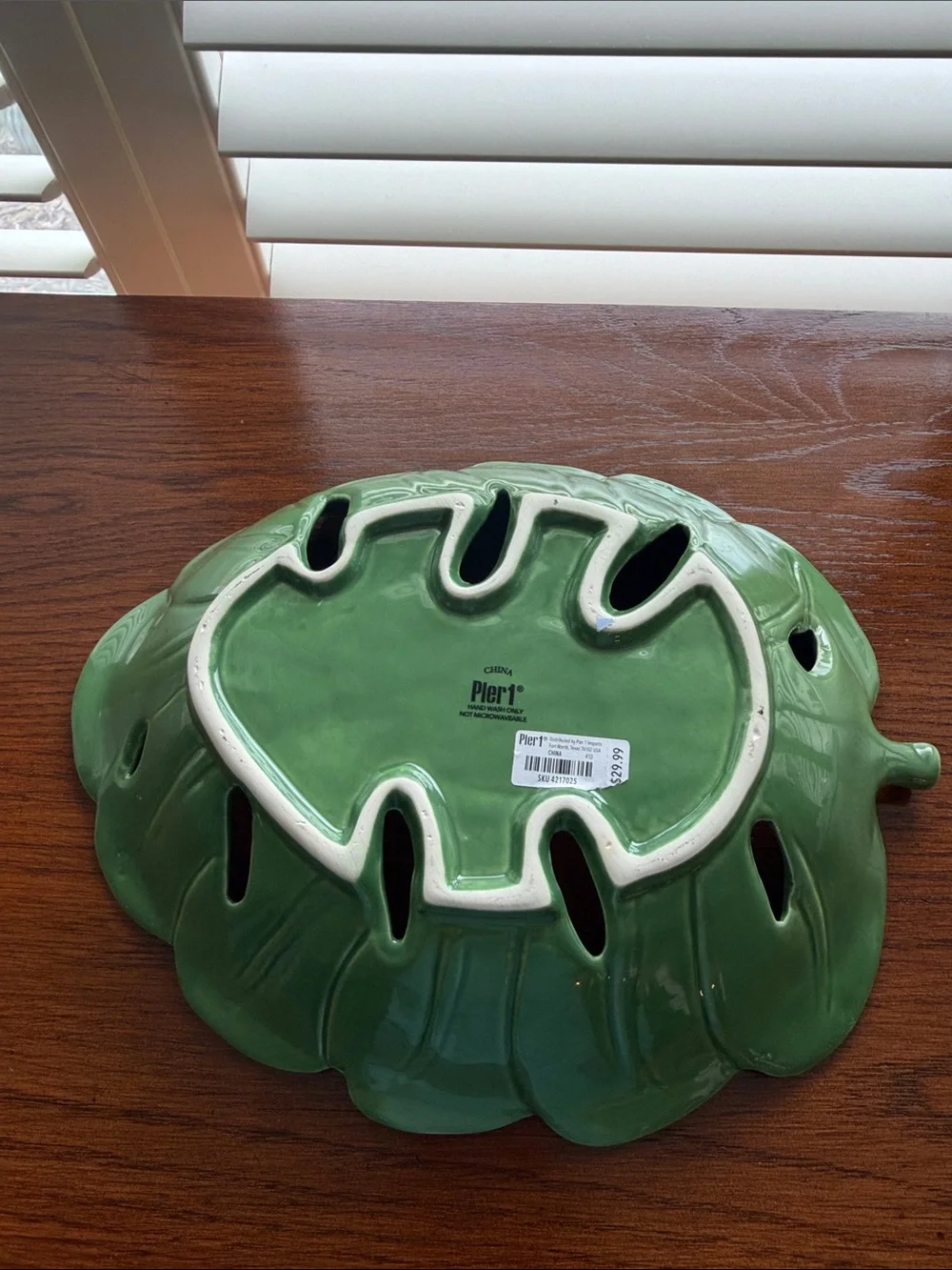 Vintage Pier 1 Palm Leaf Green Porcelain Serving Bowl